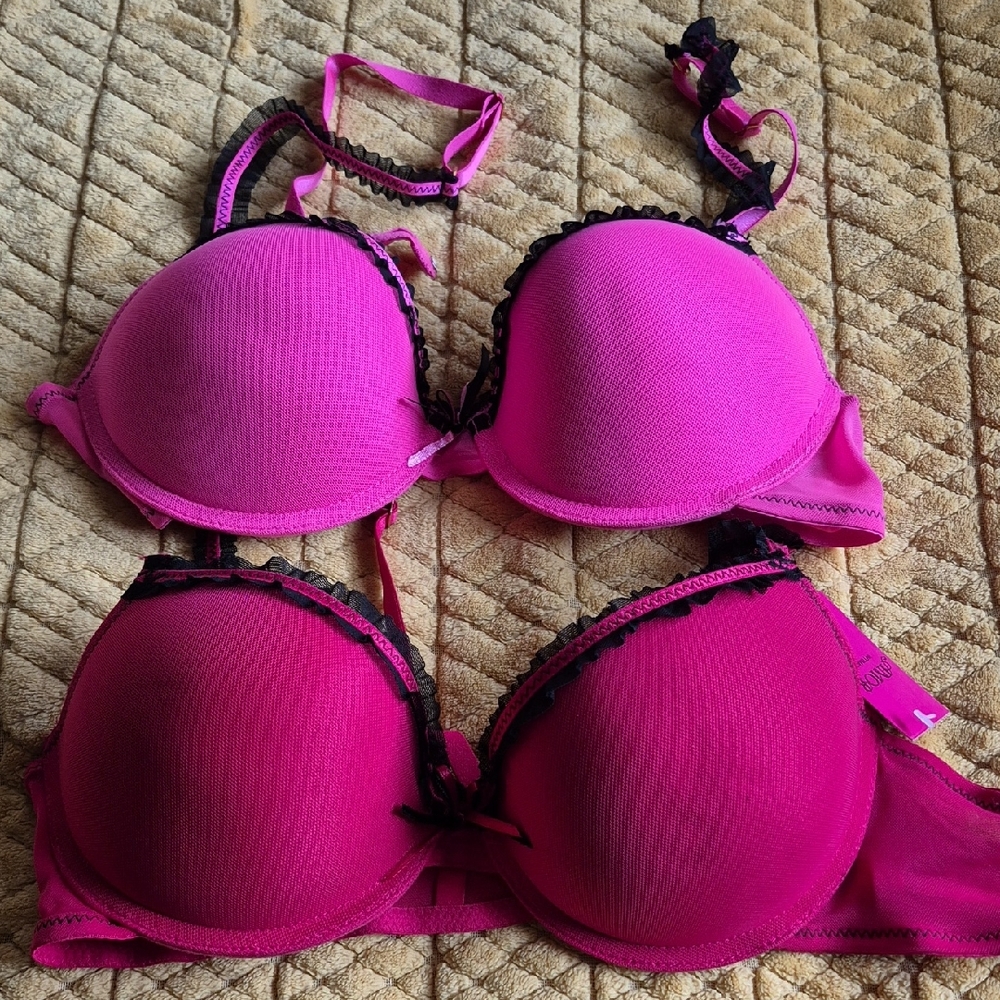 BNWT AMOR  Pink and Deep Magenta Lace Bras